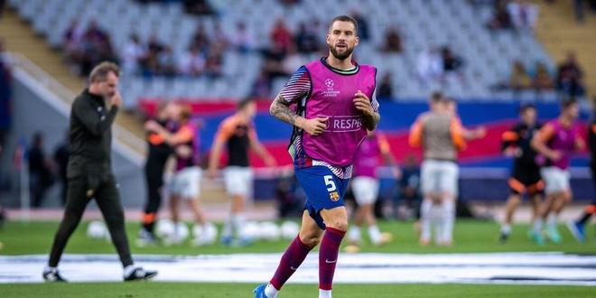 萨利巴：廷贝尔是世界最佳右后卫；英超和欧冠冠军我们都想要（萨利巴：廷贝尔是当今最佳右后卫，我们目标同时拿下英超与欧冠）