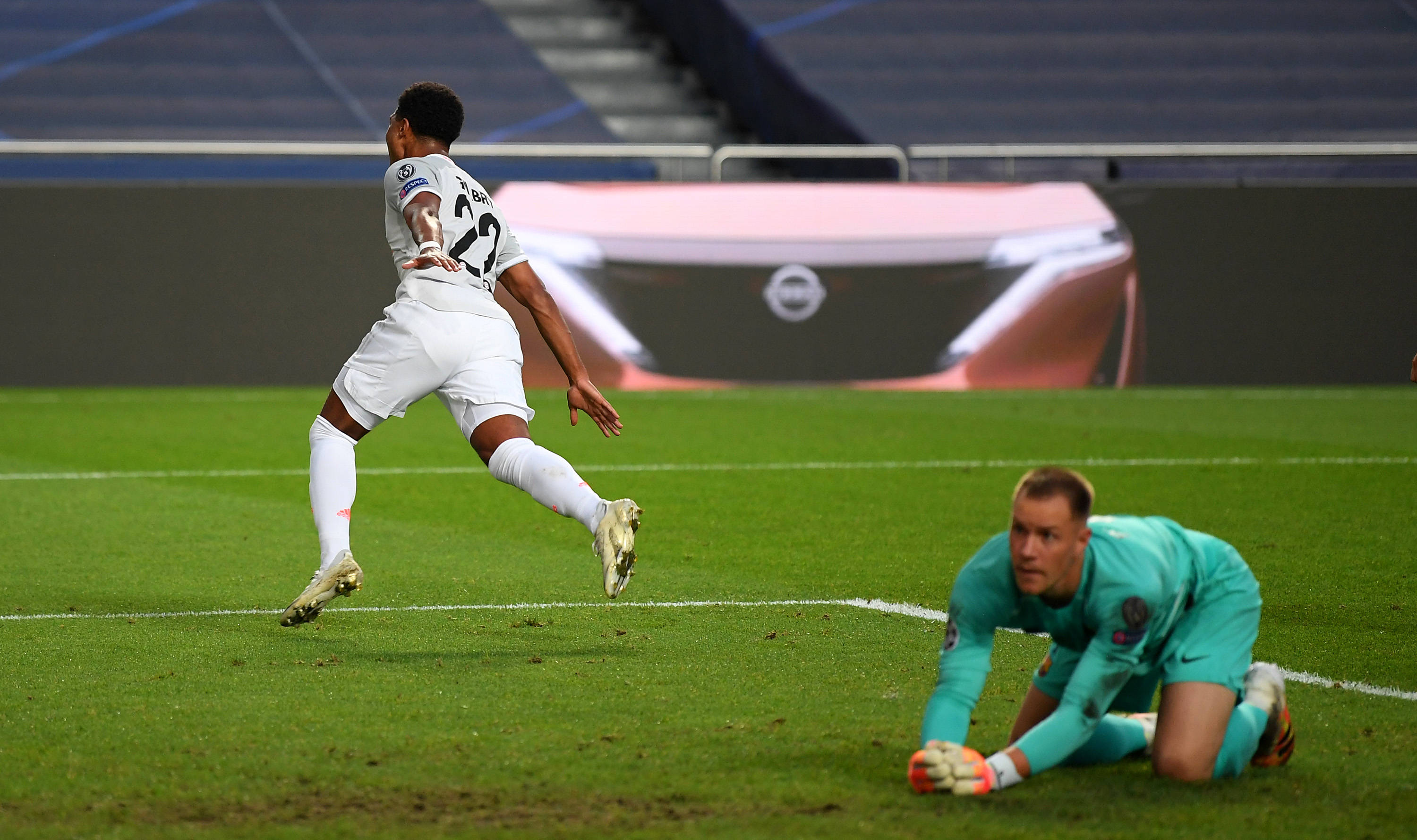 一同入选，麦卡利斯特兄弟是阿根廷时隔14年再度出现“兄弟国脚”