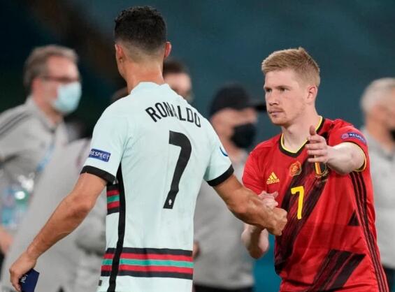 弗里克谈巴萨伤病危机，18岁库巴西创西甲传球纪录（巴萨陷入伤病潮，弗里克发声；18岁库巴西刷新西甲传球纪录）