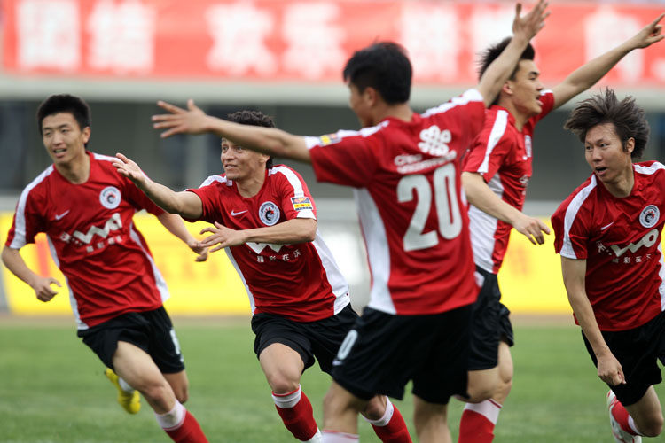 尤文面临考验，加蒂或伤缺1个月，戴维奥蓬达有进步